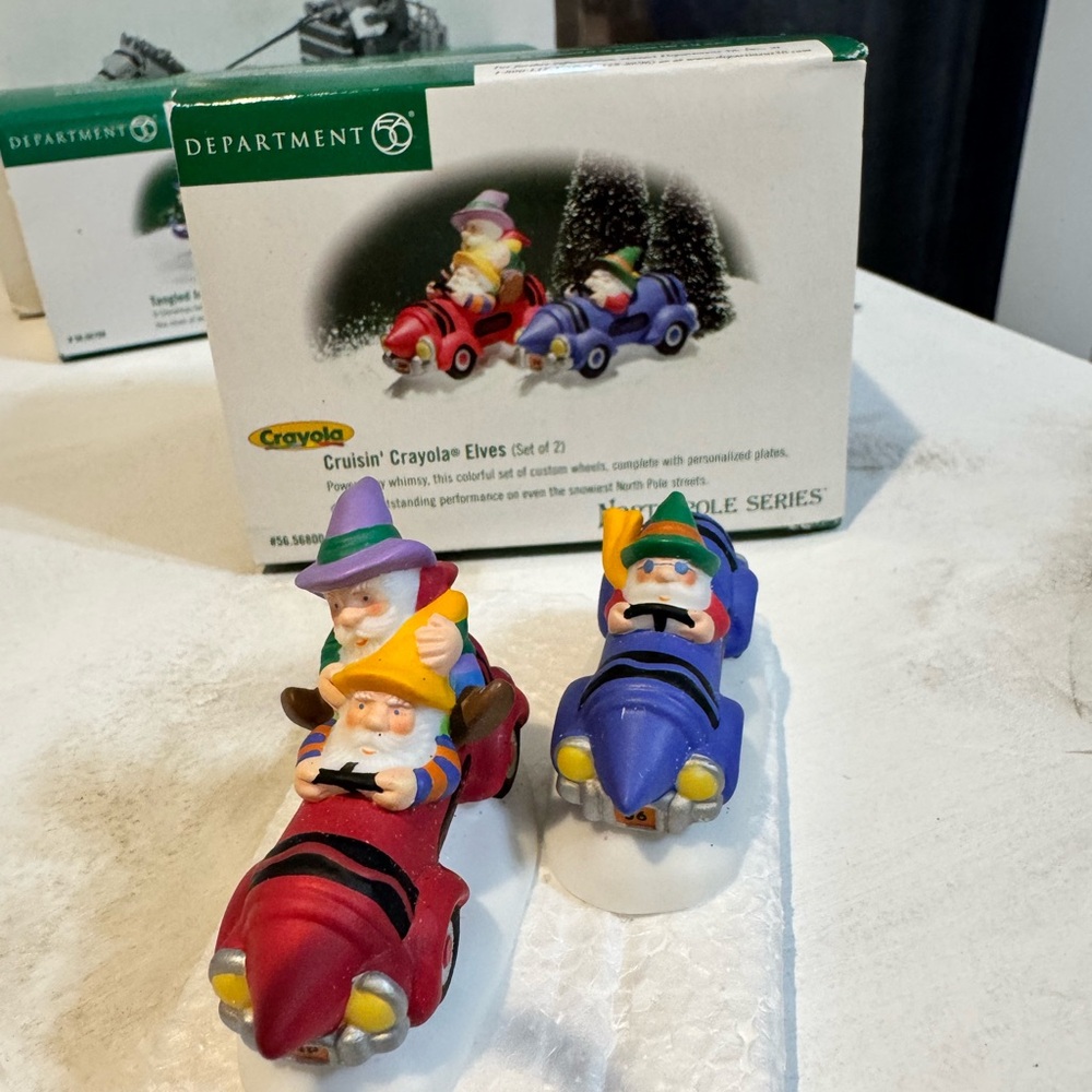Dept 56 cruisin crayons elves